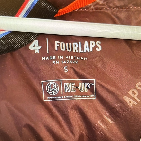 Vibrant Red Women's Ski Jacket - Picture 9 of 14